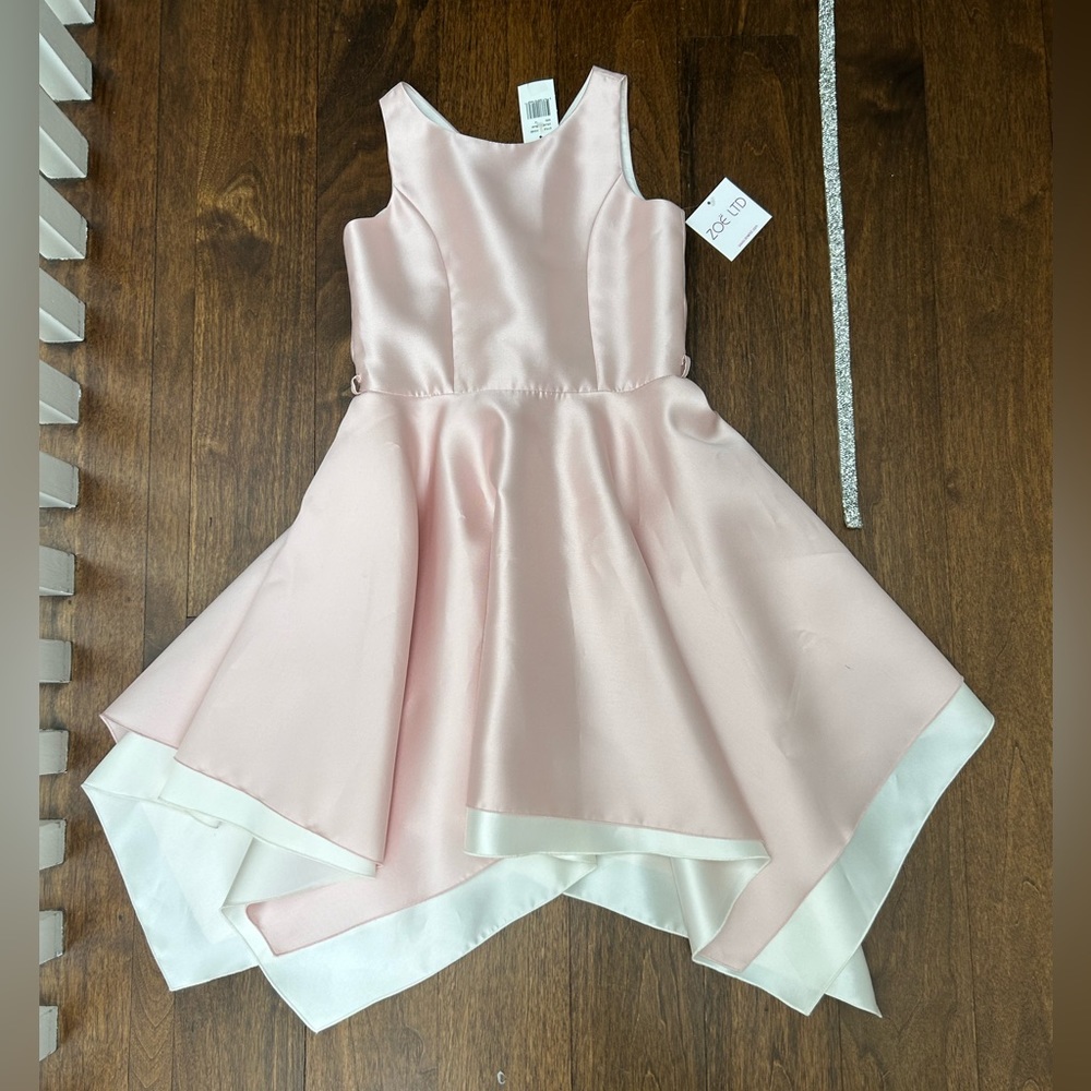 NWT Zoe LTD girls special occasion dress. Size 14. Pale pink/white